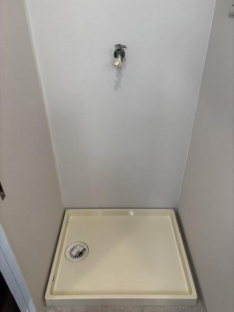 洗面所内の洗濯パンです。